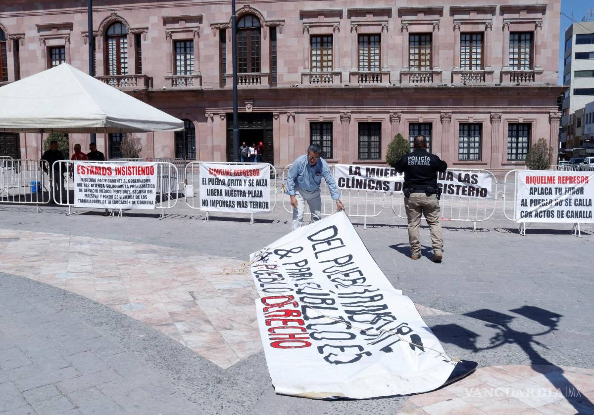 $!Manifestaron que el número de manifestantes es únicamente representativo, pues muchos de los que faltan ya no están en condiciones de asistir.