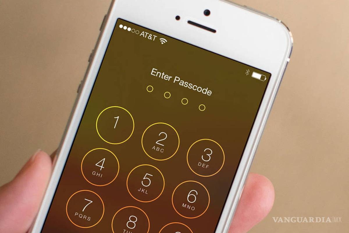 FBI accede a iPhone del autor de tiroteo en San Bernardino