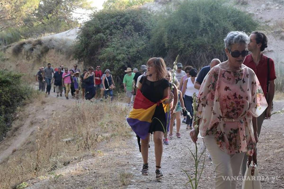 Tras los pasos de Lorca en la "carretera de la muerte", ochenta años después