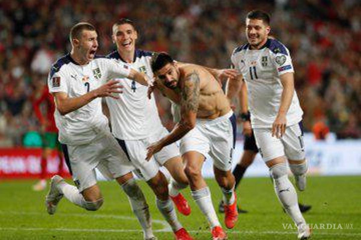 $!Serbia remonta y clasifica al Mundial; manda a Portugal y a CR7 al repechaje