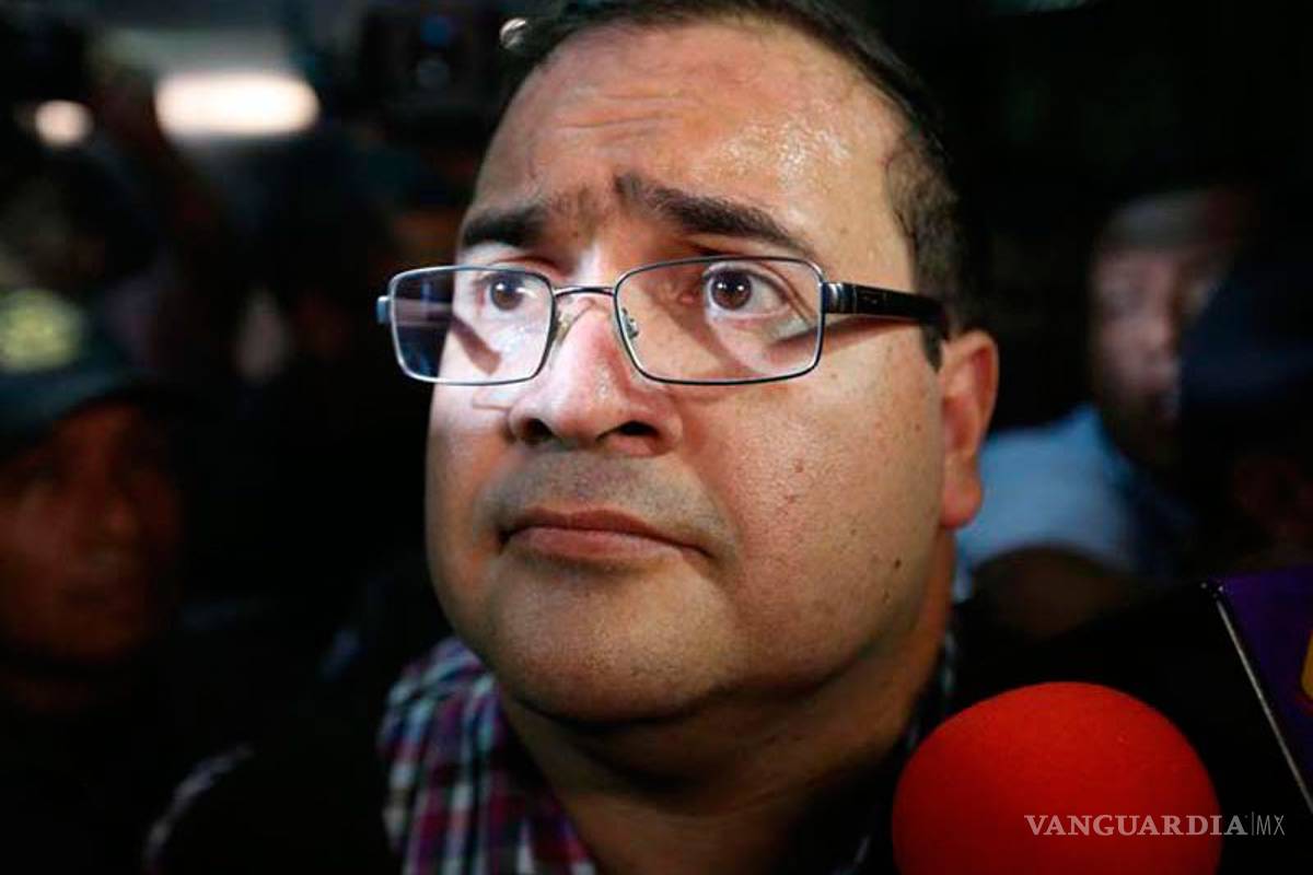 Javier Duarte enfrenta nueva orden de aprehensión, por desvío de 2,300 mdp del Seguro Popular