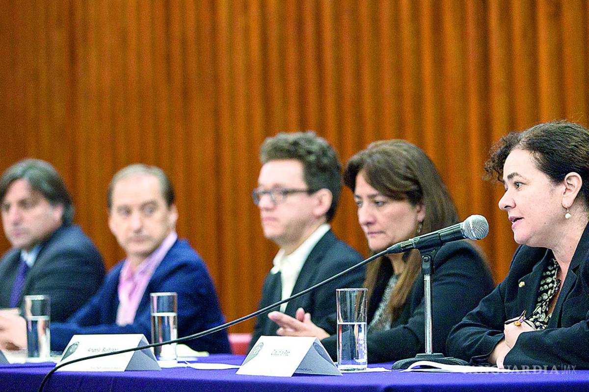 Seis Nobel respaldan investigación del GIEI, ante campaña de desprestigio