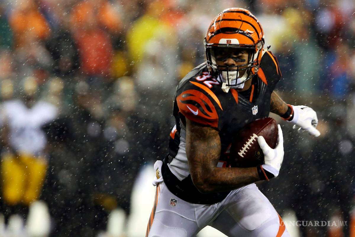 NFL suspende tres juegos a Vontaze Burfict de los Bengalíes