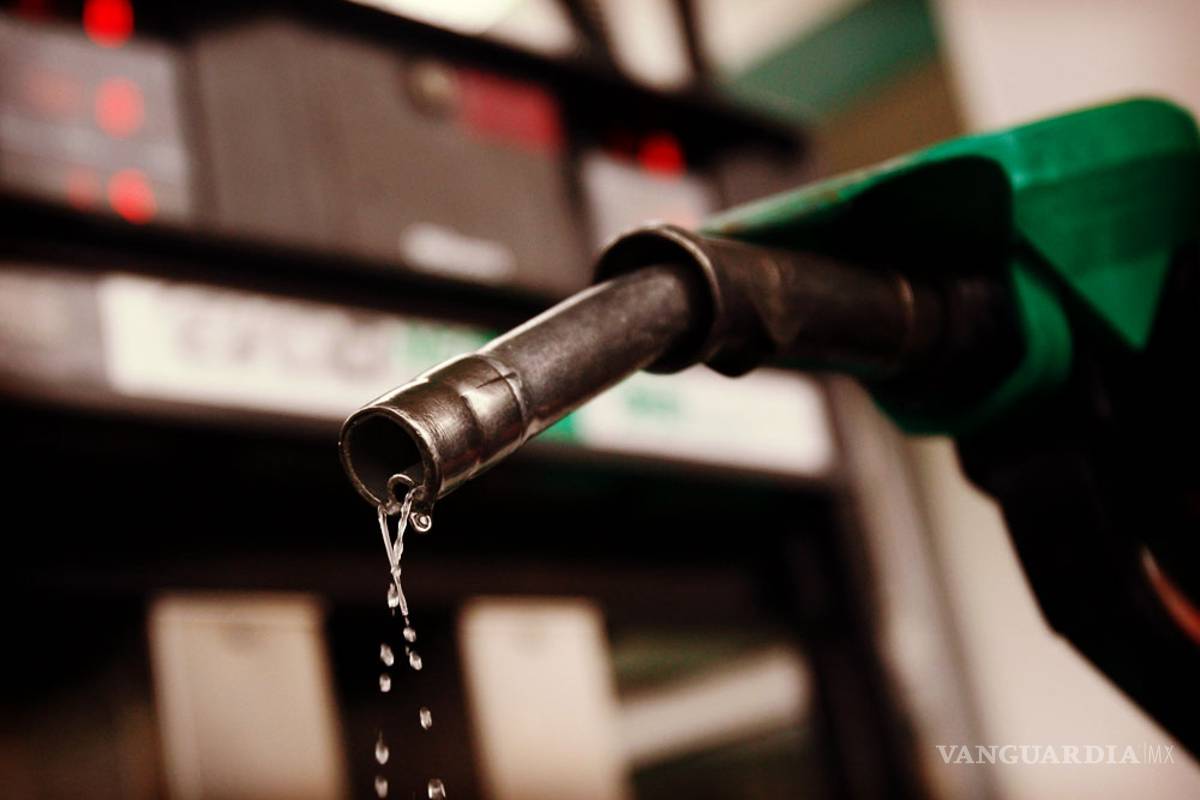 Litro de gasolina vale 8.53 pesos, ¿entonces porqué pagas el doble?