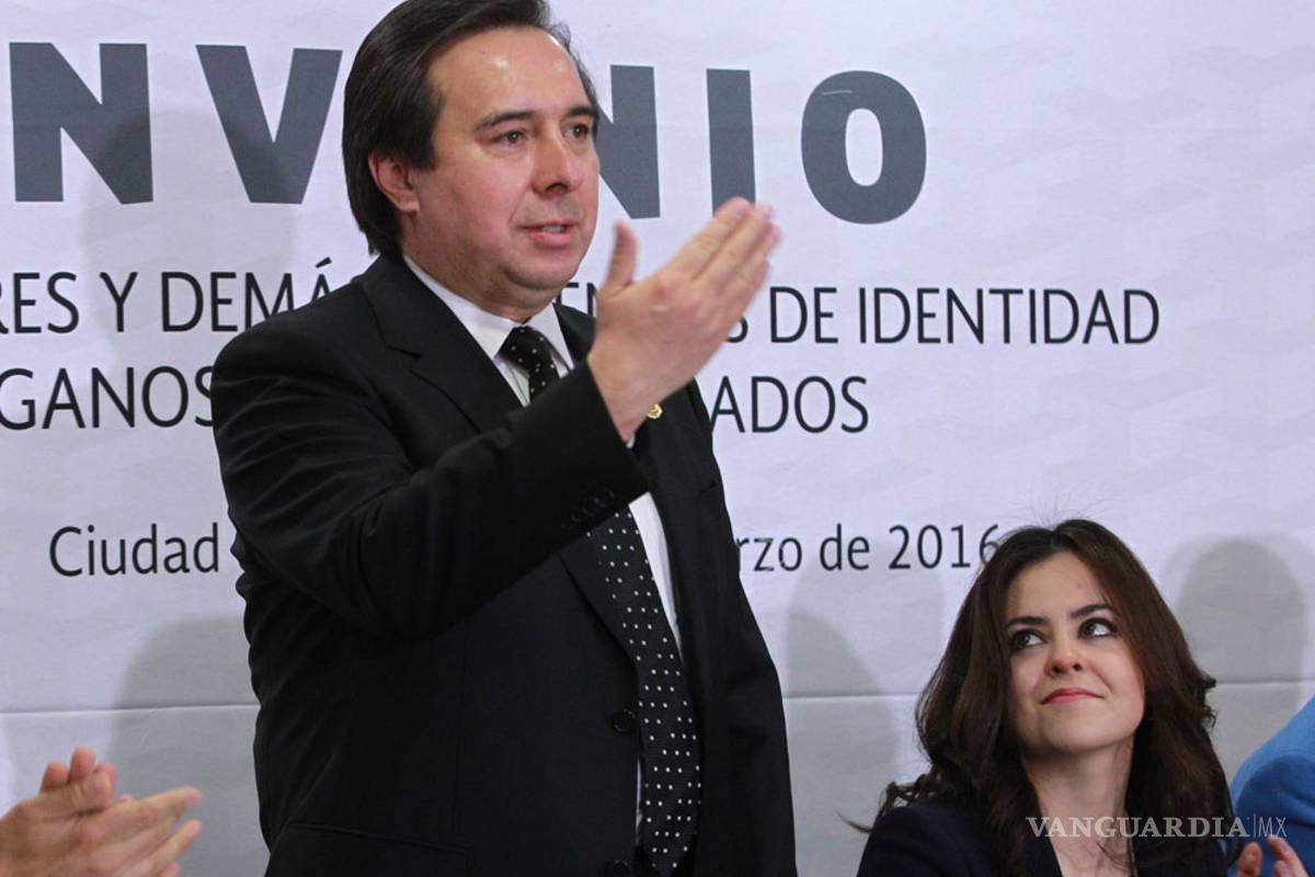 PGR abre investigación por video de Zerón