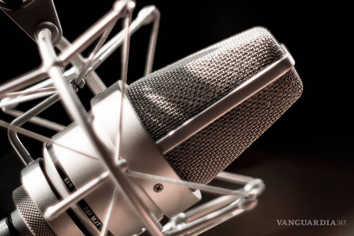 Locutora es condenada a 2 años de prisión por denunciar a gobierno de Veracruz