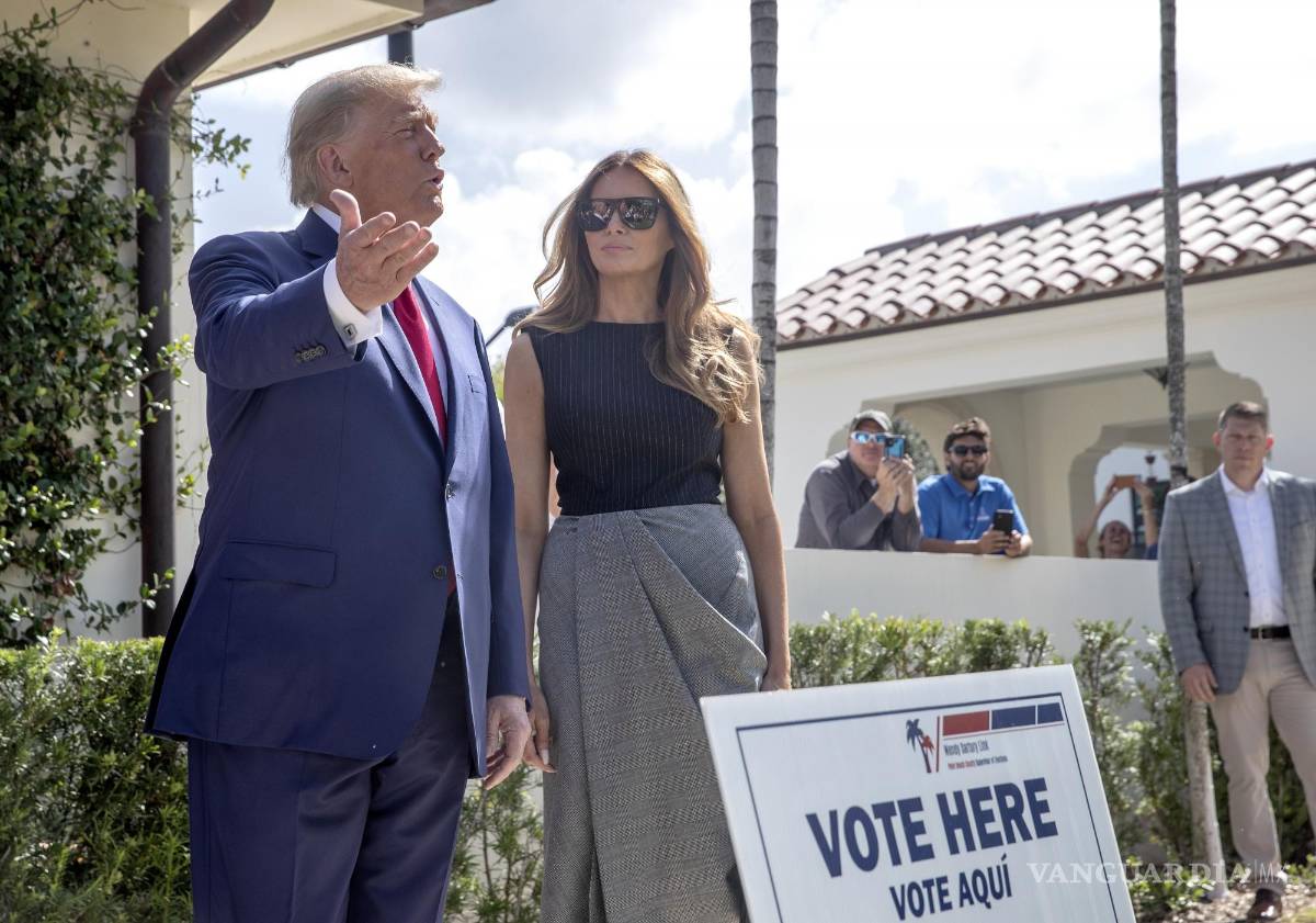 $!Donald Trump y Melania Trump en votación.