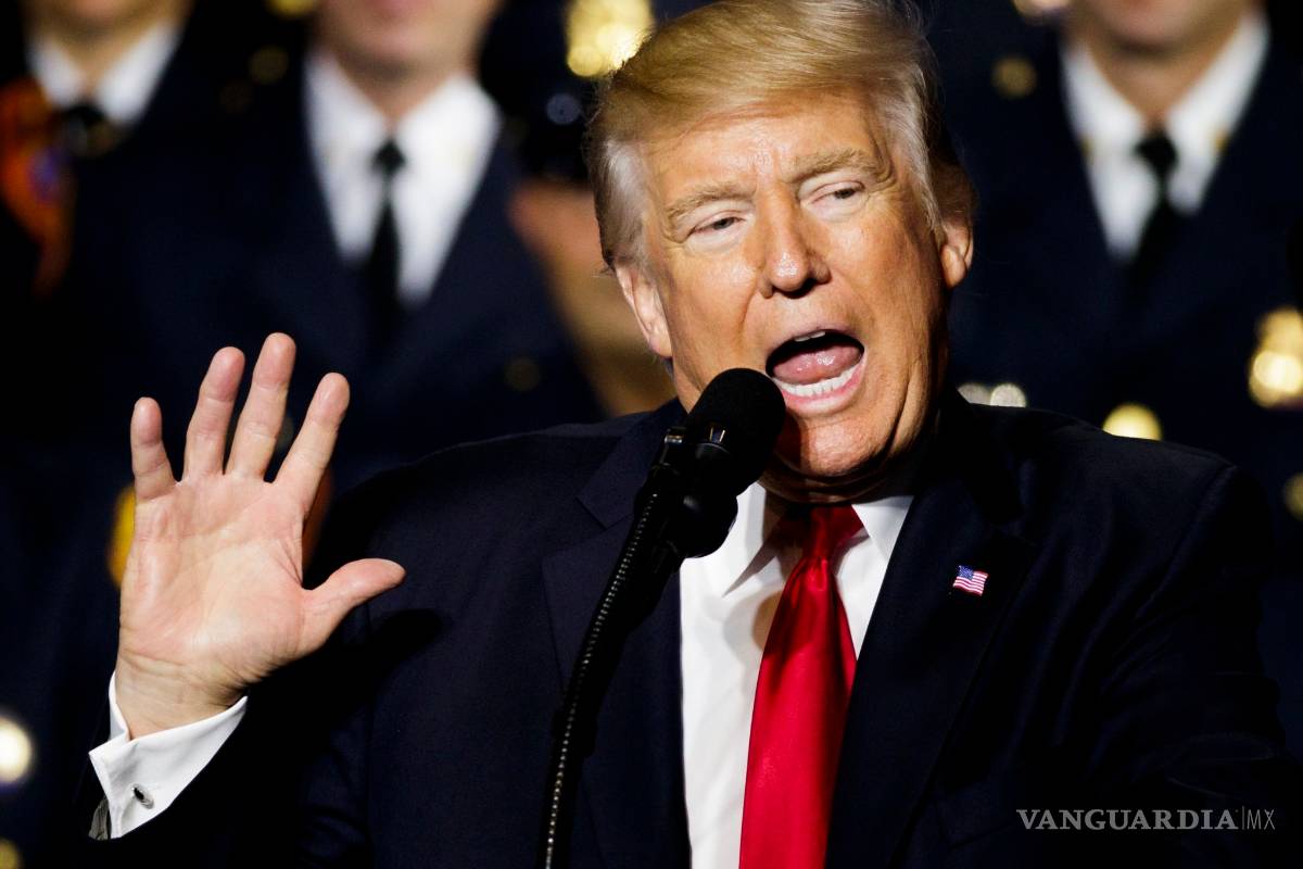 Donald Trump amenaza con cortar subvenciones del Obamacare si no se aprueba su ley