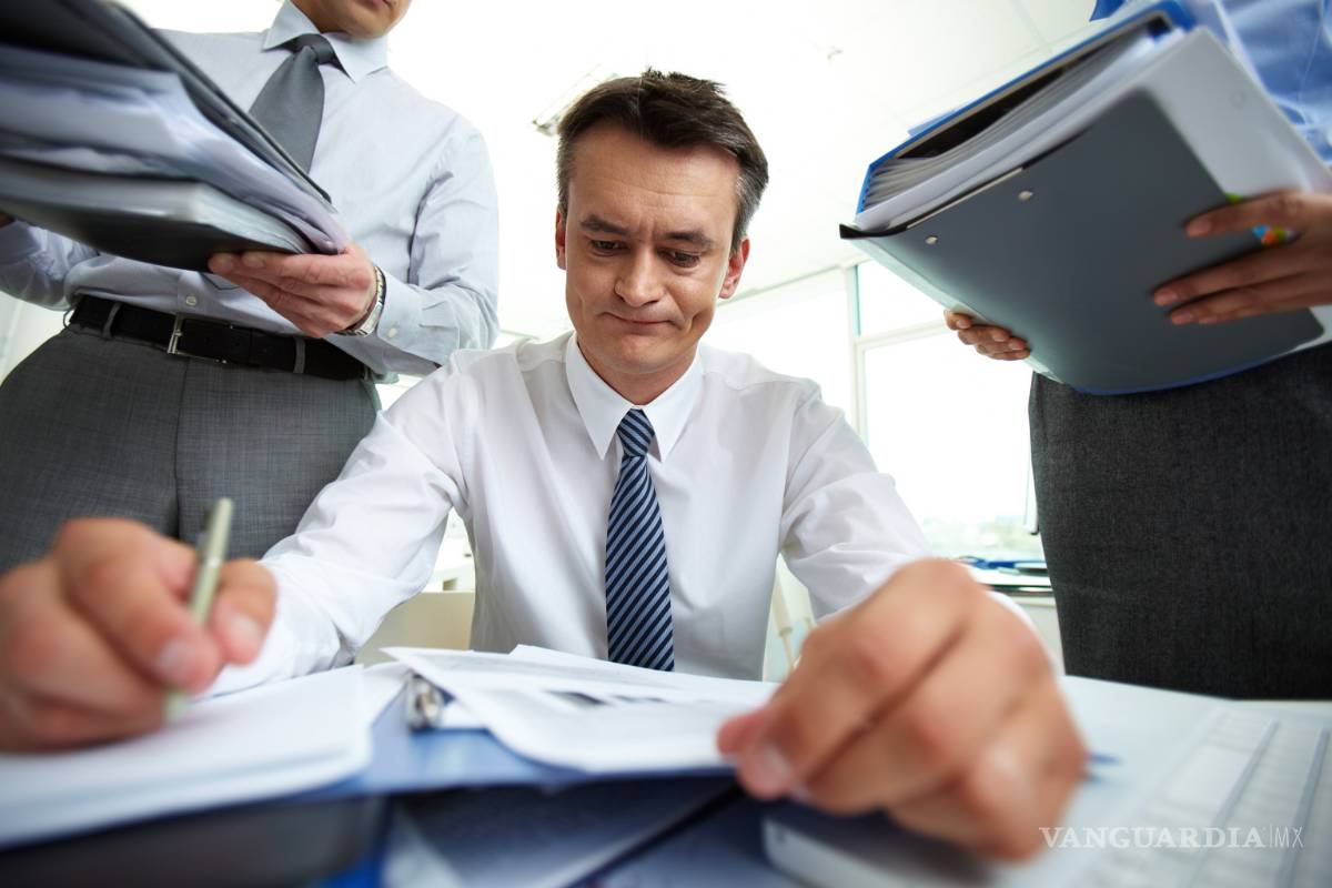 Ser un 'workaholic' afecta la salud... y tu matrimonio