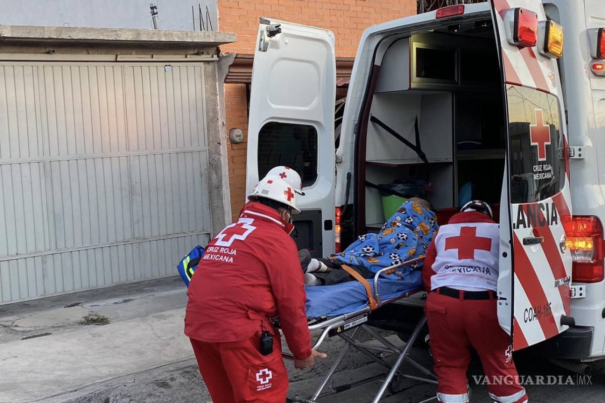 Pandilleros lesionan con arma blanca a hombre en Saltillo; encaminaba a su novia