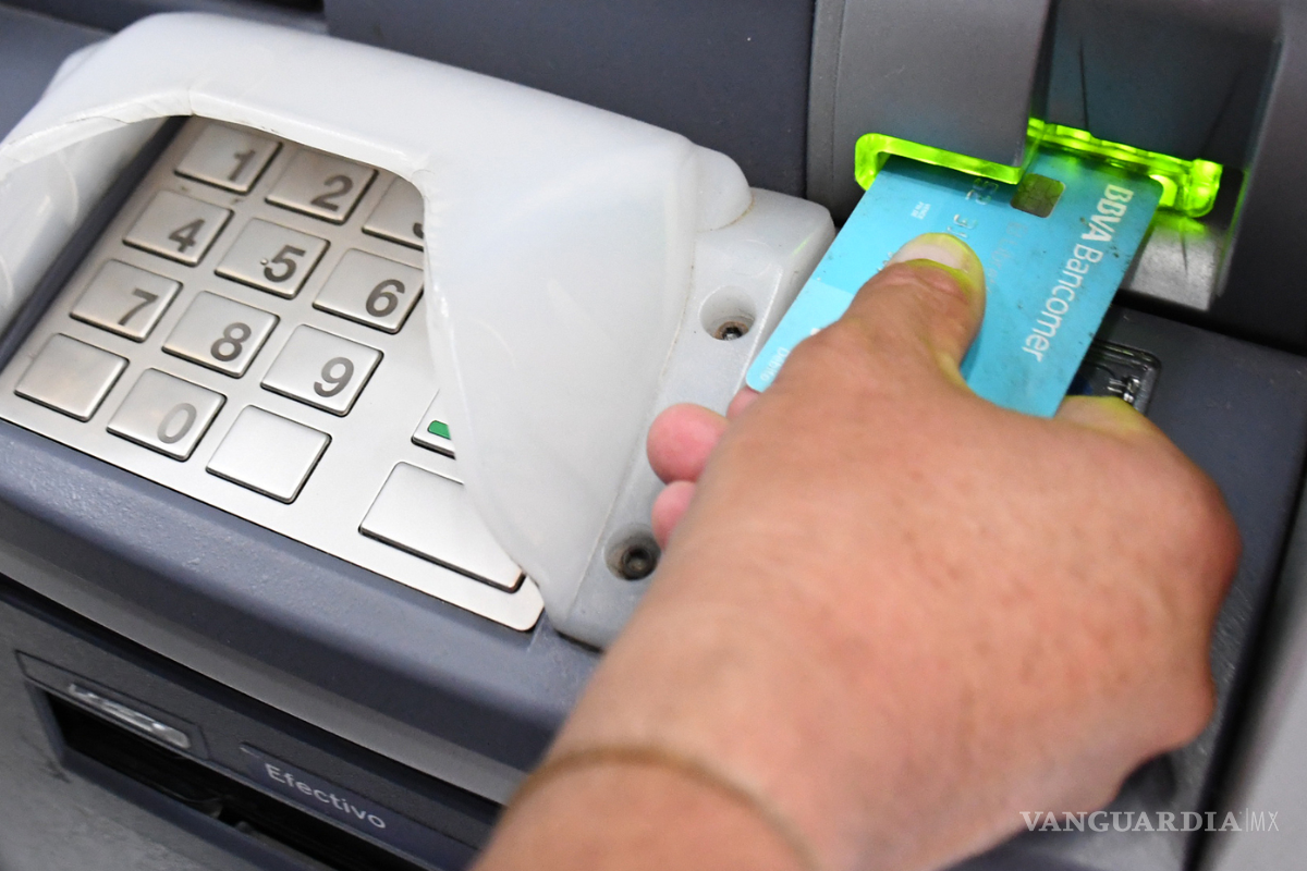 Cajeros de Banamex, BBVA y Santander, los más denunciados por pérdida de dinero al hacer retiros