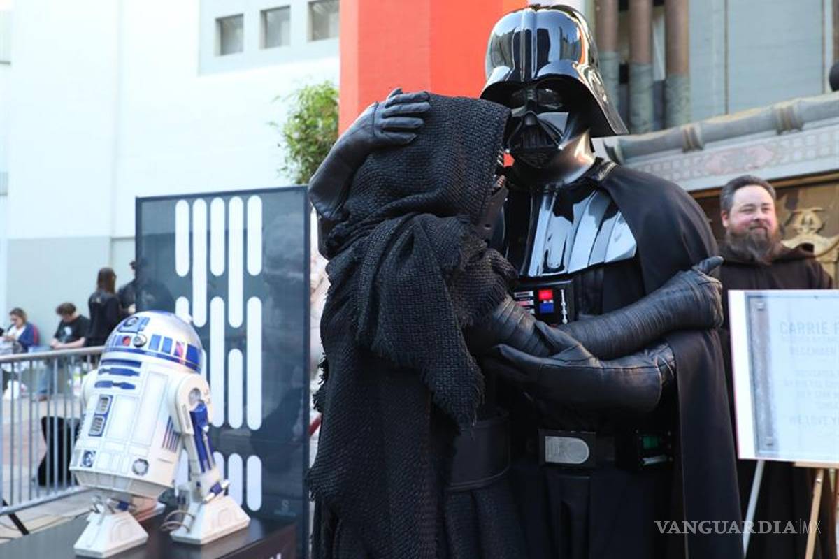 $!Policía interviene en un estreno de "Star Wars" en EU con fallos técnicos