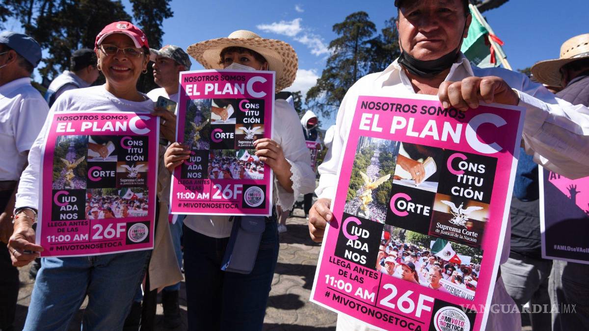 Así toman las calles y plazas miles de mexicanos para defender al INE (Fotos)