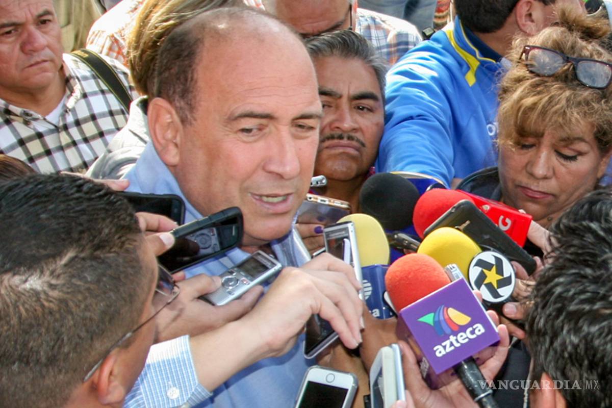 'Muro fronterizo es un error histórico', señala Rubén Moreira