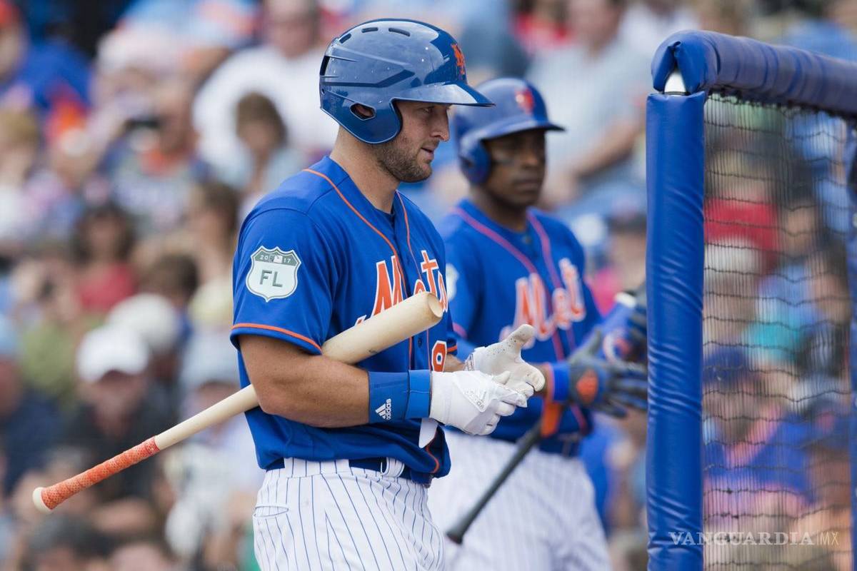 $!¡Turno al bate! Tim Tebow se prueba con los Mets