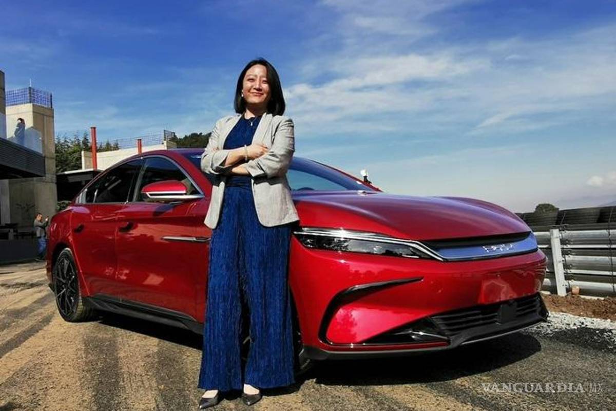 Llega BYD a México, el ‘Tesla’ chino ofrecerá 2 autos eléctricos en el país en 2023; venderá hasta en Liverpool