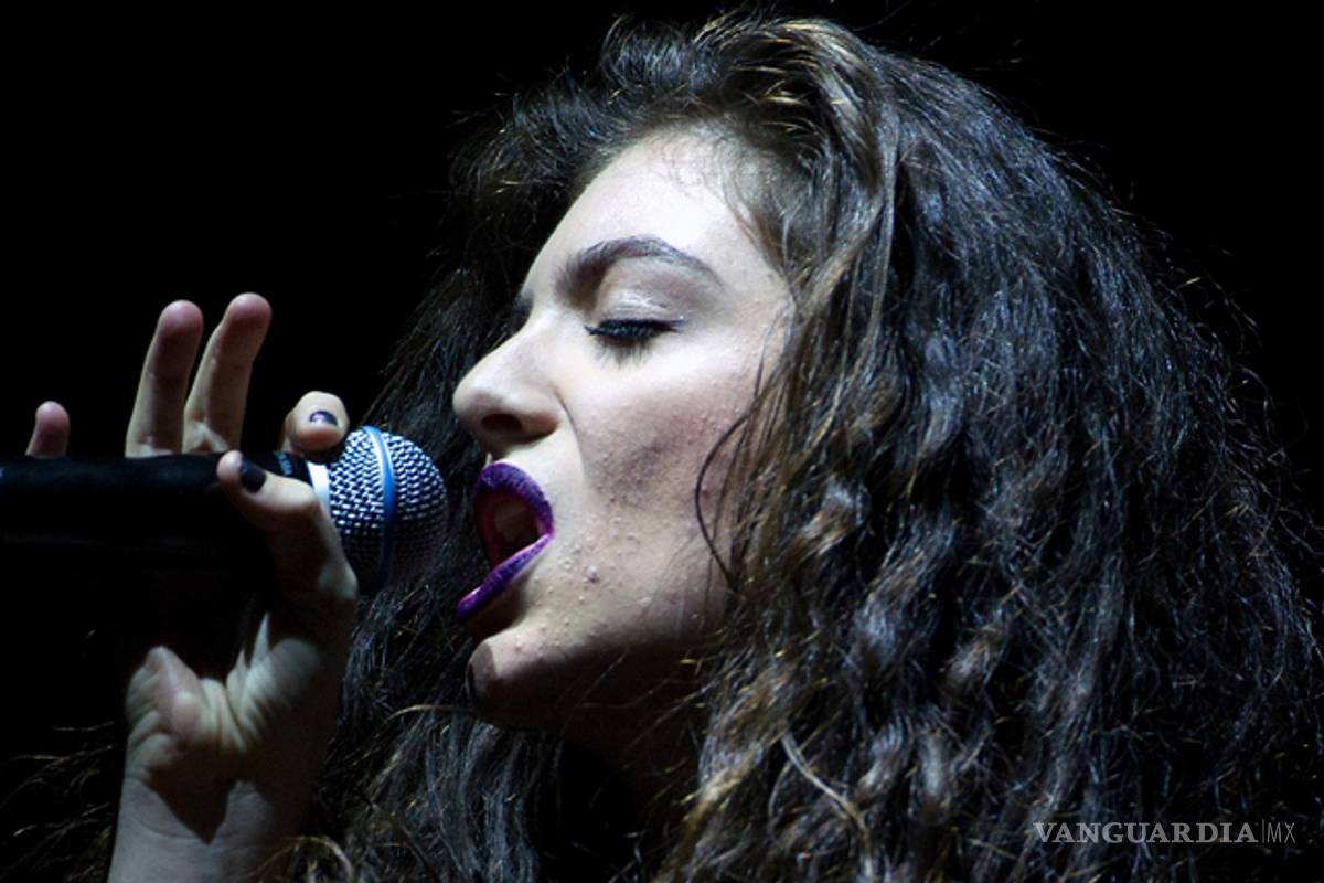 Lorde: 'Tener acné es un asco'
