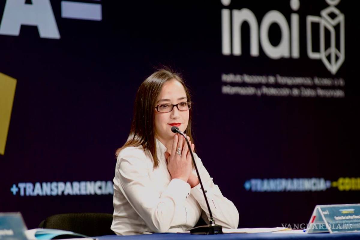 Ella 'perdonó' a Bartlett; salió de la SFP y ahora busca ser del INAI