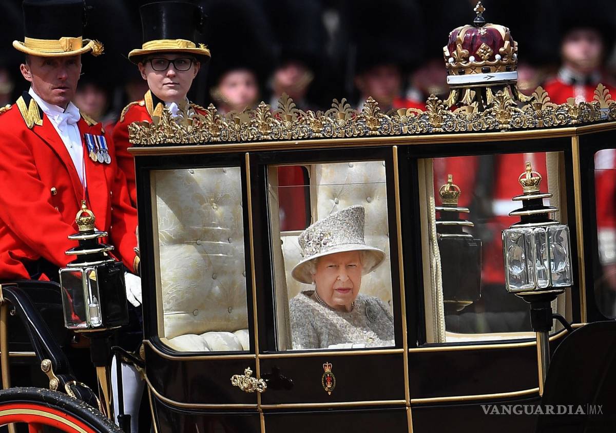 $!La reina de Inglaterra cumple 70 años en el trono, lo que le convierte en la monarca que ostenta el reinado más largo de la historia y solo superada por Luis XIV.