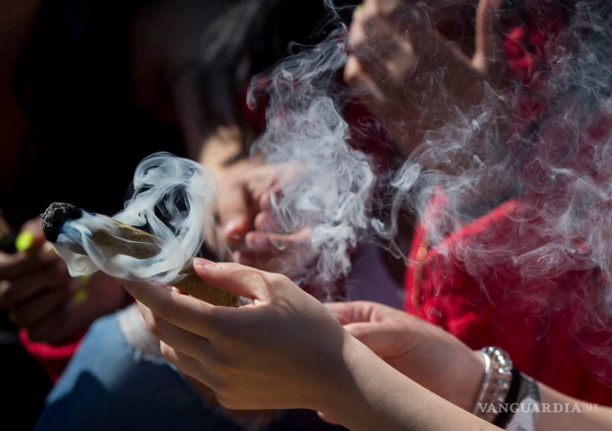 $!Tabaco contra marihuana