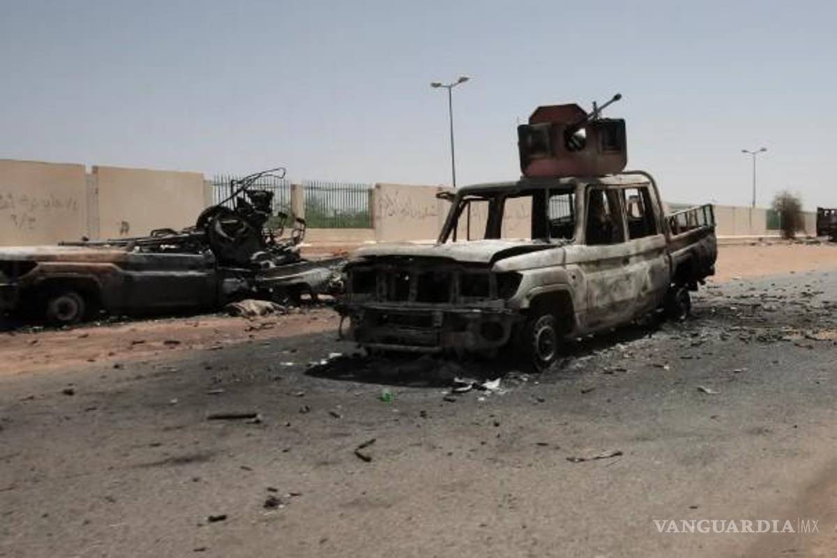 Advierten a miles de estadounidenses atrapados en Sudán a que busquen refugiarse hasta que llegue la ayuda