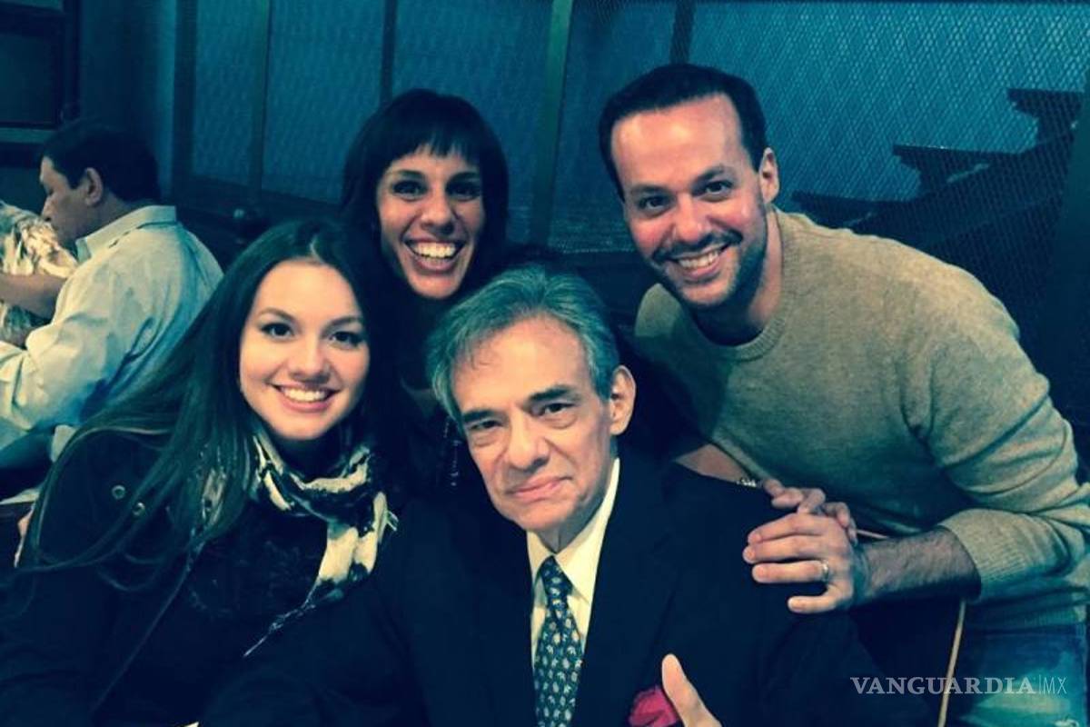 $!Son casi cien millones de pesos la herencia que pelean hijos de José José