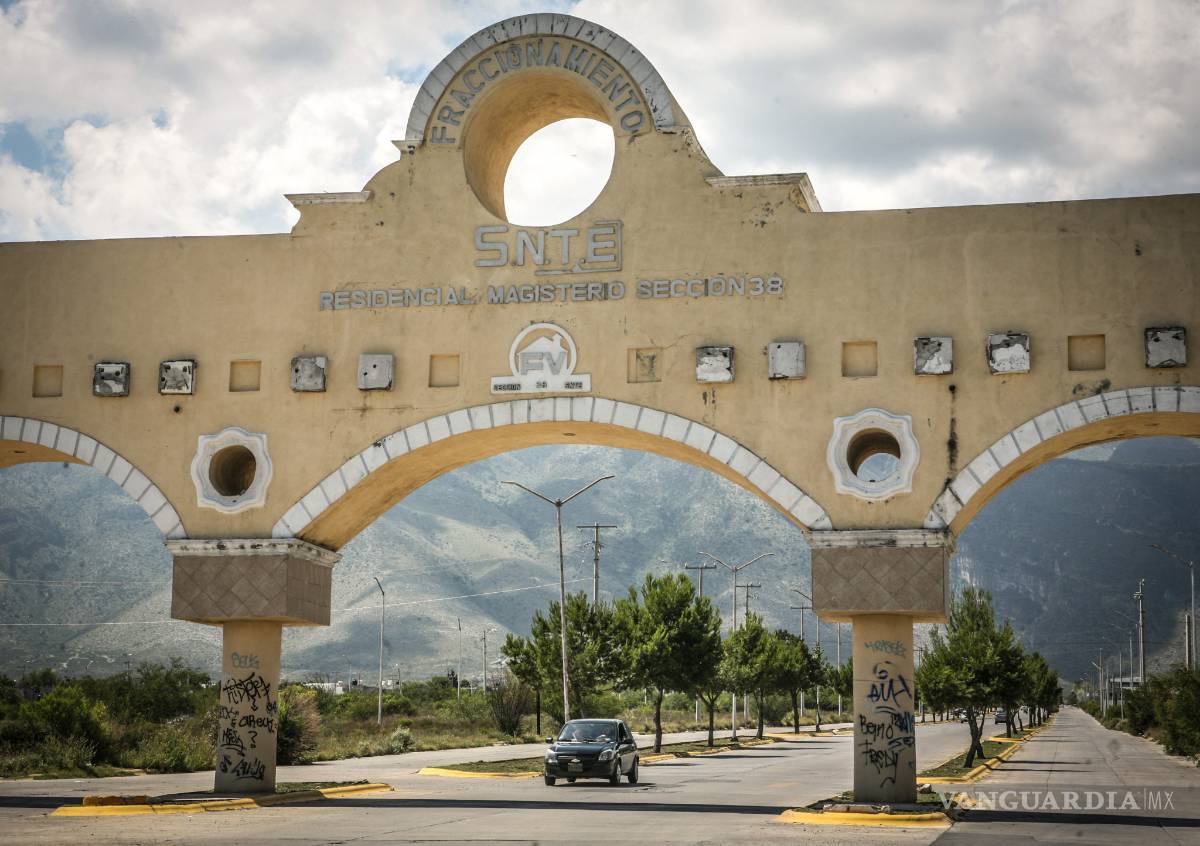 $!Dejan caer inmuebles de la Sección 38 del SNTE