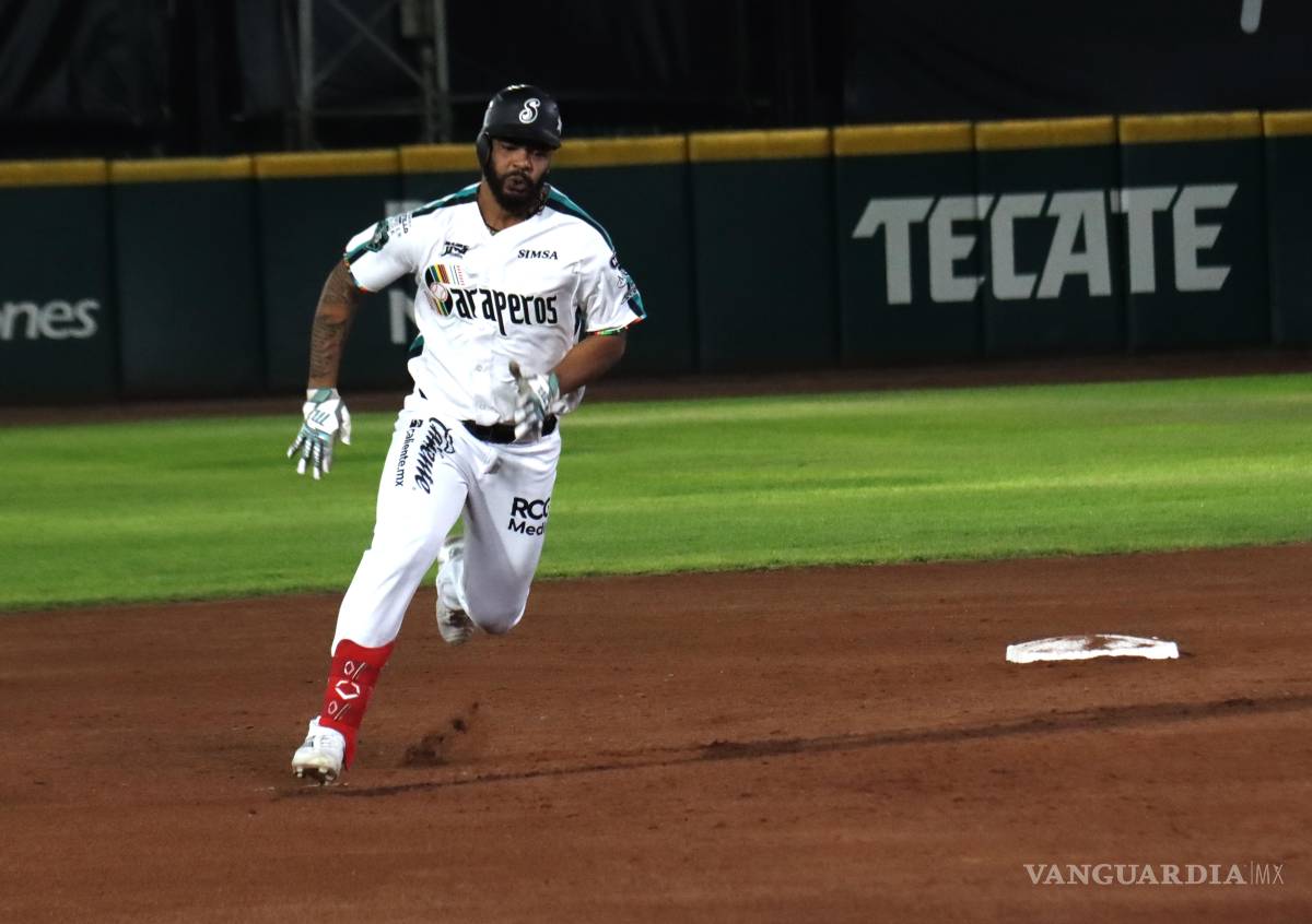 $!El Estadio Francisco I. Madero vibró con cada batazo de Saraperos, que castigaron sin piedad los errores defensivos de Tijuana.