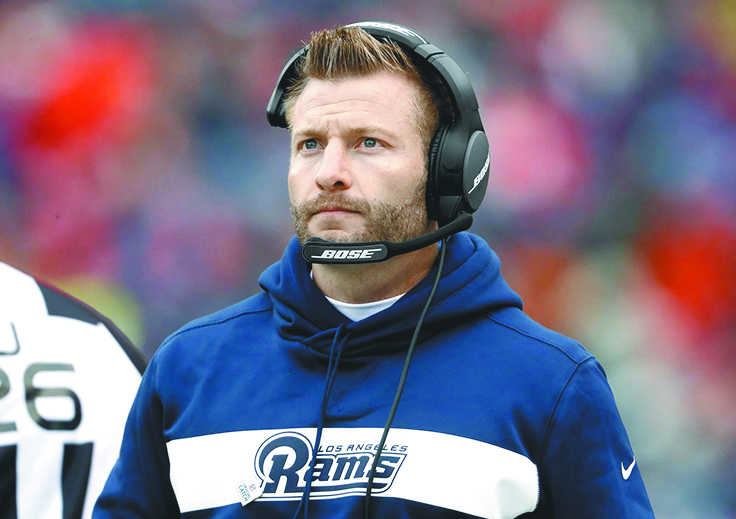 Coronavirus ha unido el futbol con la NFL; técnico de Arsenal contacta a headcoach de Rams