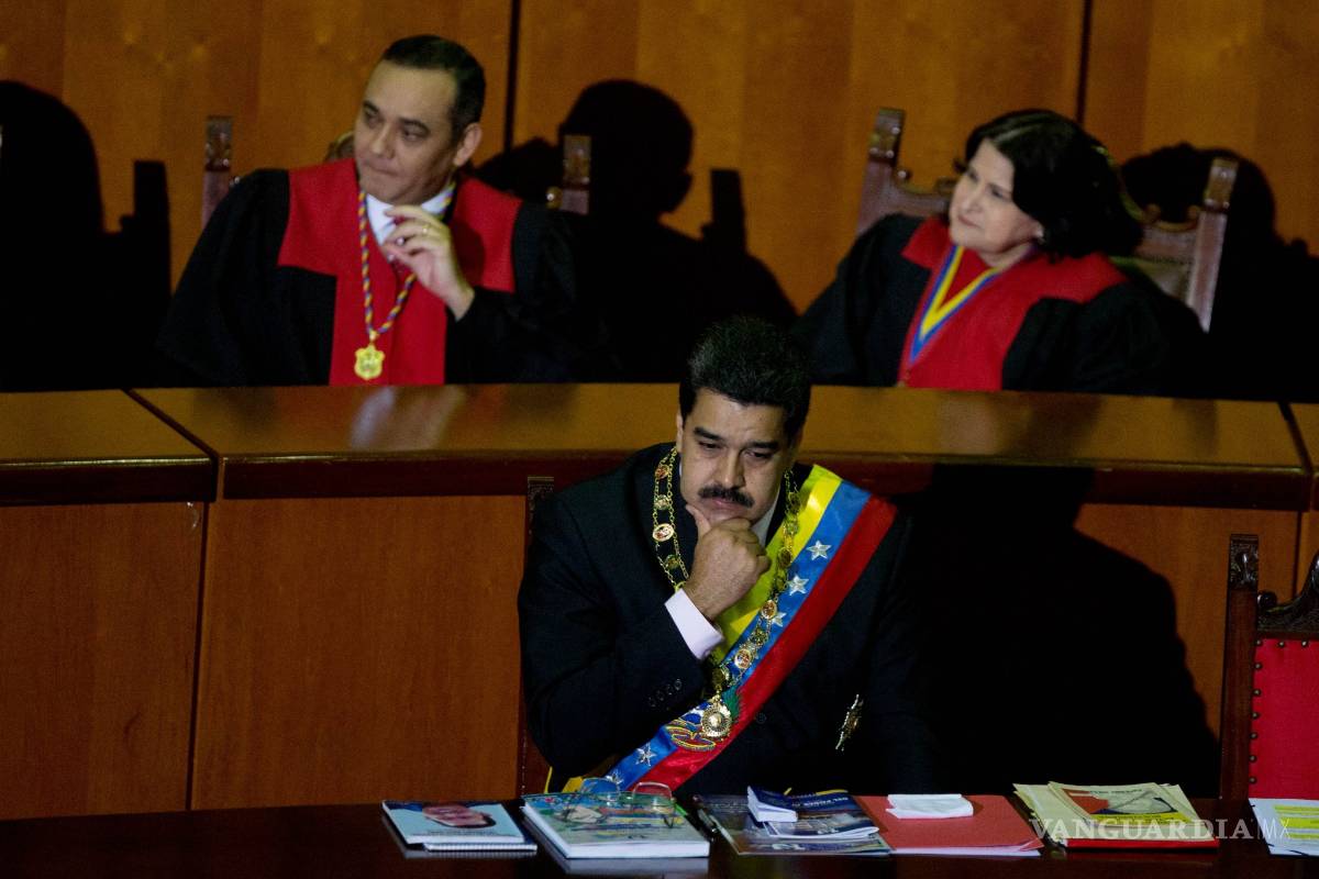 Maduro destituye al recién nombrado ministro de Economía