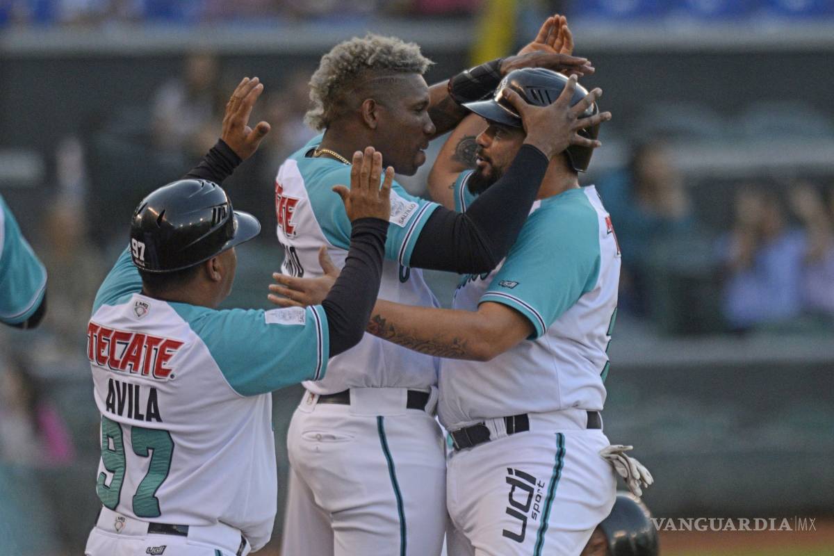 Más de 30 uniformes de Saraperos y sólo una lavadora... el terror del ‘Chucky’