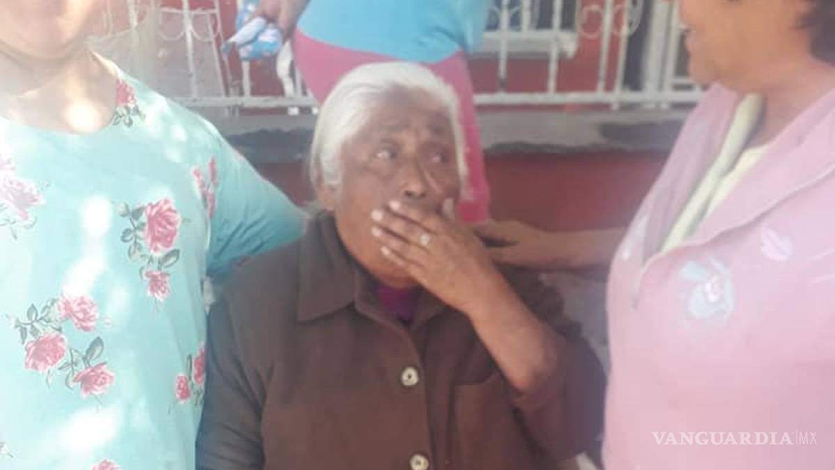 Desalojan a señora de la tercera edad en Frontera