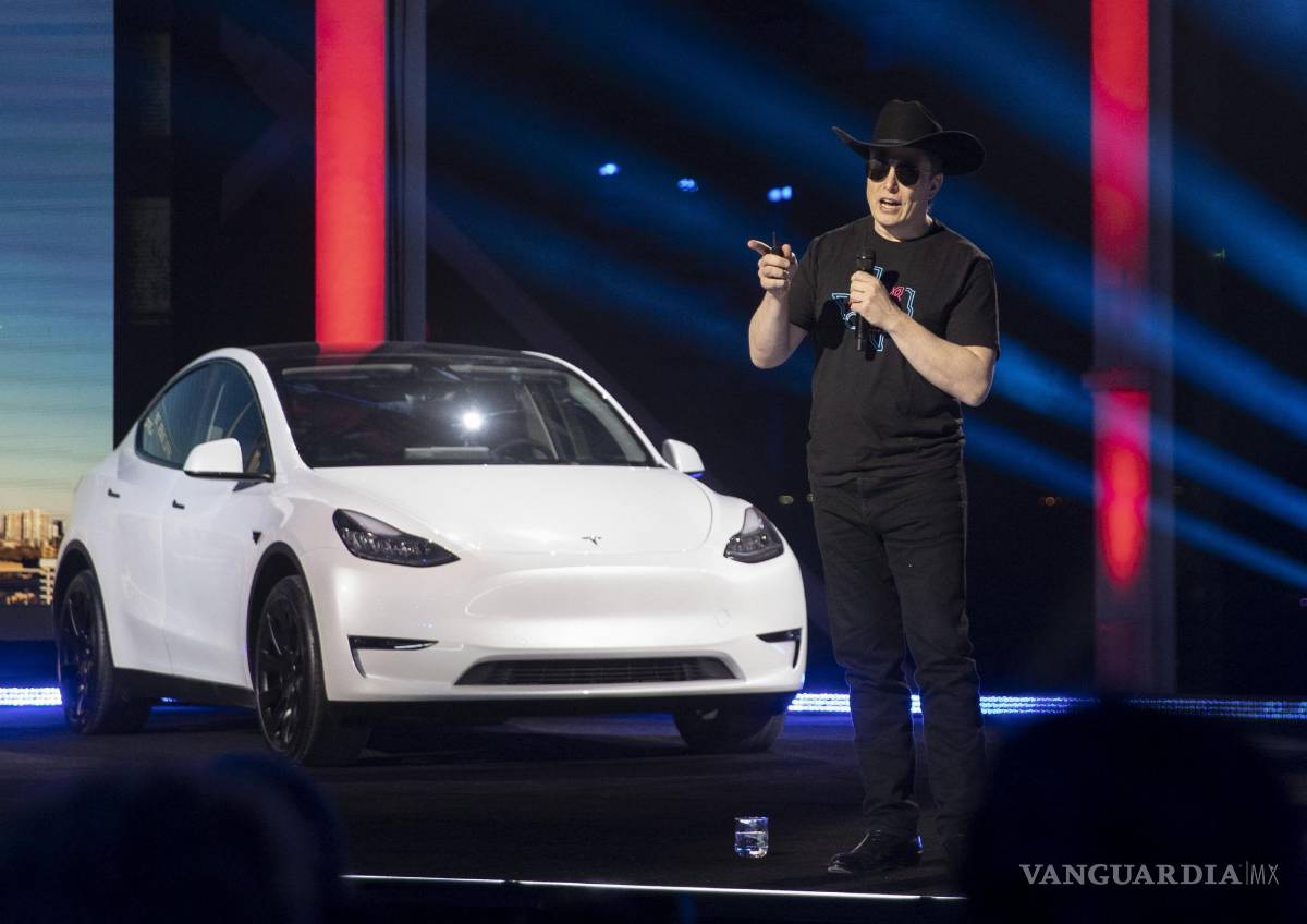 $!El CEO de Tesla, Elon Musk en la gran celebración de inauguración del “Cyber Rodeo” de la nueva planta de fabricación Tesla Giga Texas en Austin, Texas.