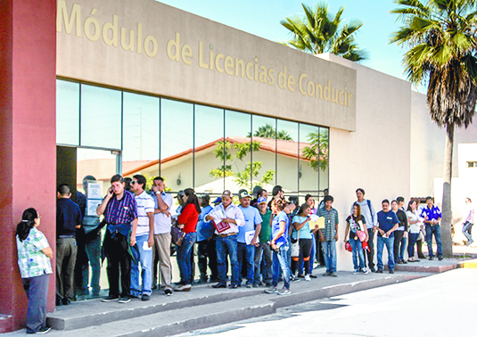 Habrá descuentos en licencias, adeudos de control vehicular y altas en Coahuila
