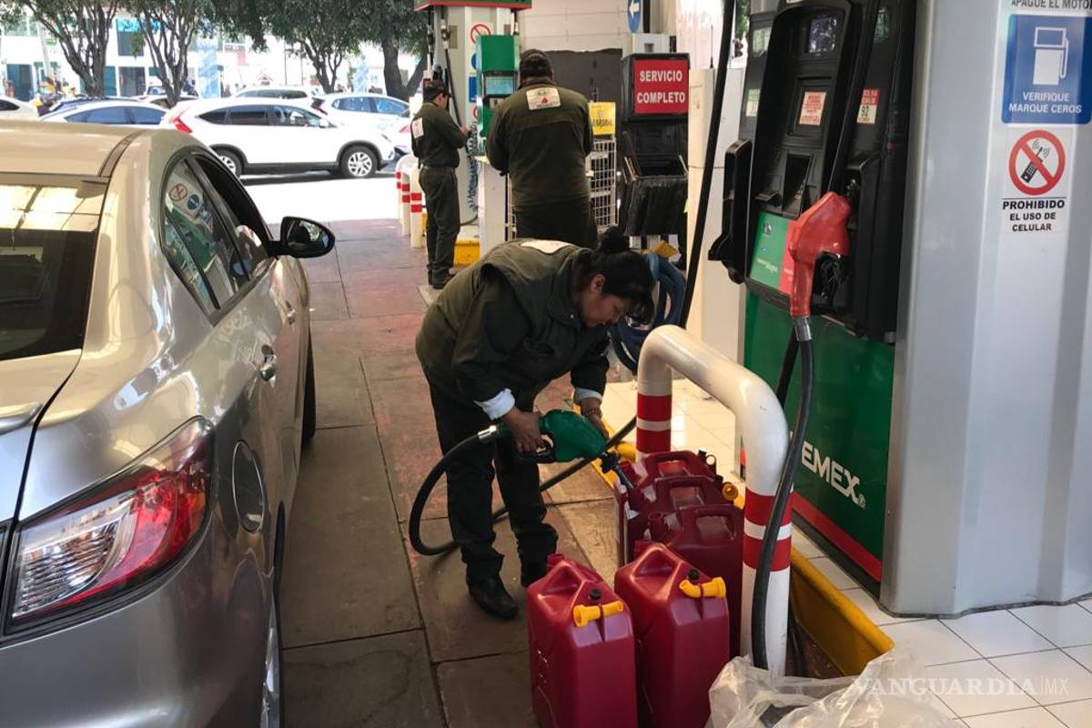 ¿Ya no se importa combustible?, ¿Está funcionando el plan de AMLO?, las dudas sobre el desabasto de gasolina