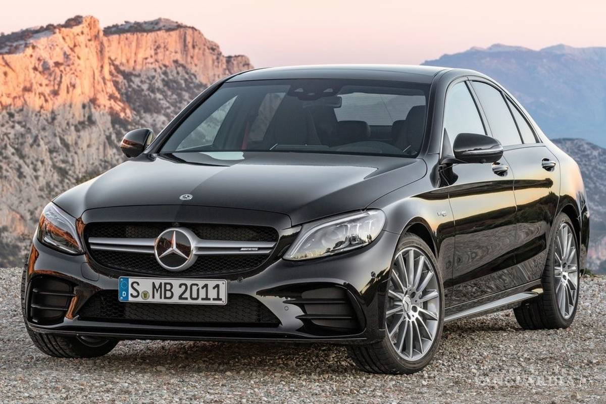Mercedes-AMG C 43 4MATIC, 390 caballos y modo circuito lleno de lujo