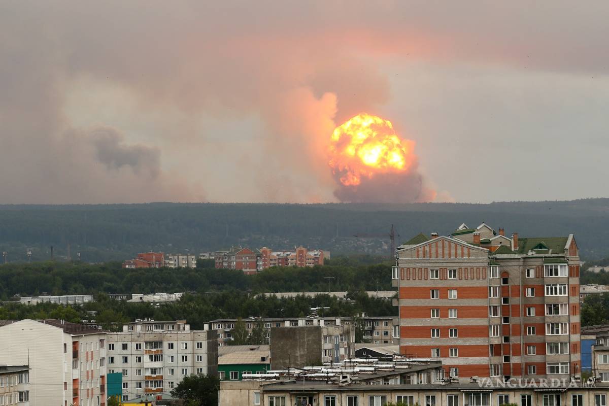 Doce heridos y un desaparecido tras explosión en un arsenal militar ruso