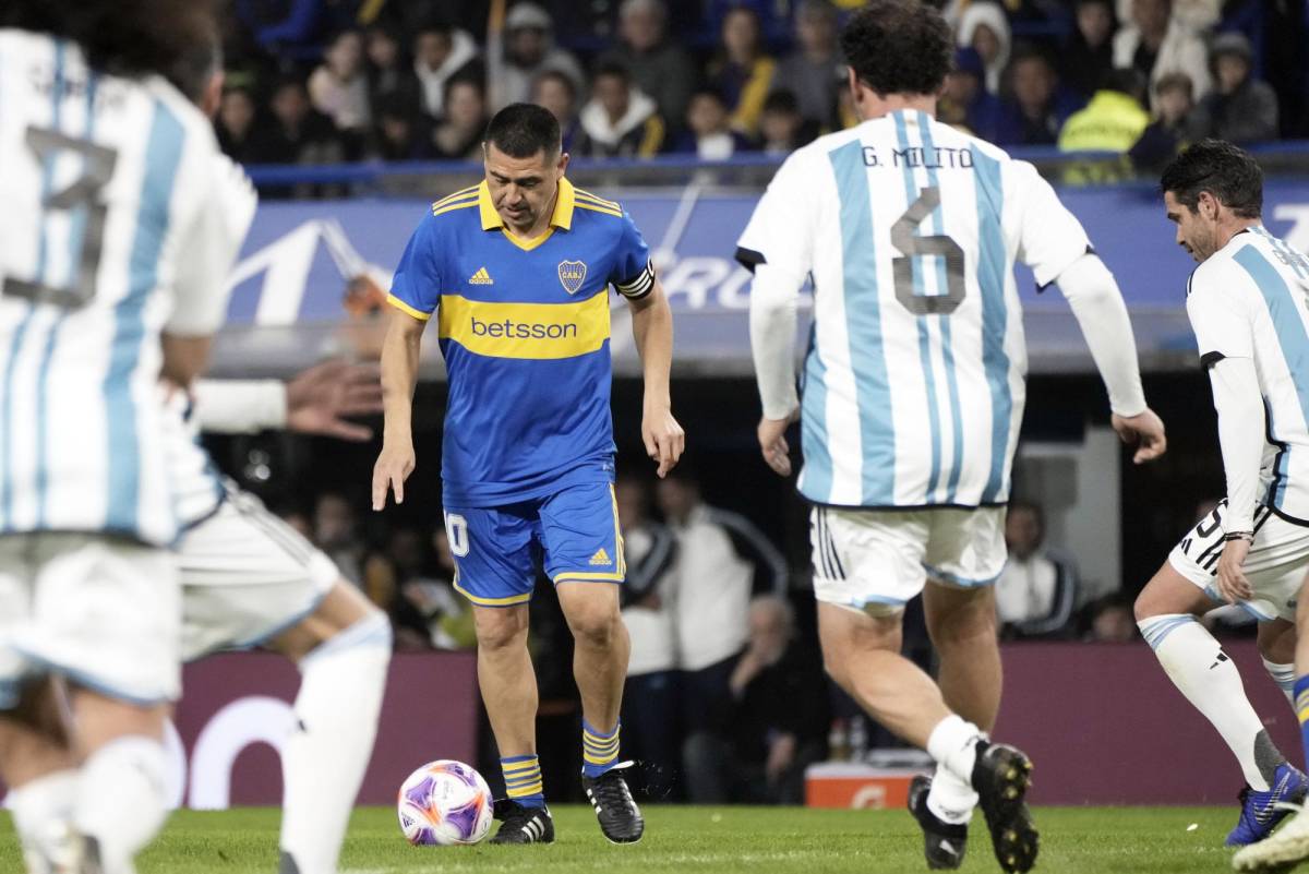 Despiden al 'Último Gran 10': con la presencia de Messi, dicen adiós a Juan Román Riquelme