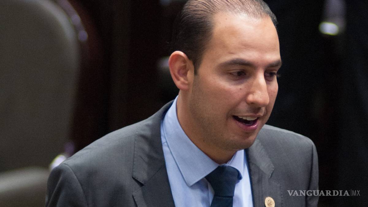 Subastar dólares tira reservas y desestabiliza precios, advierte el PAN