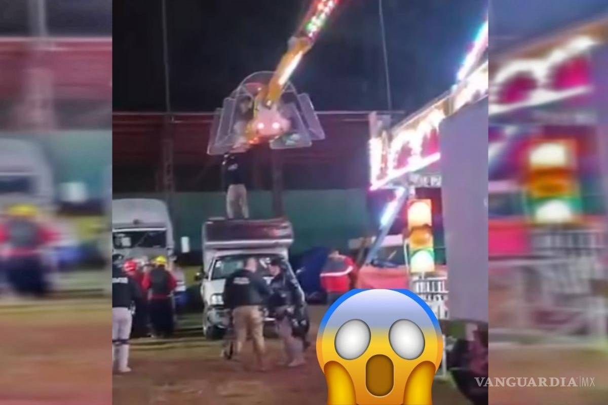 Falla en juego mecánico deja atrapadas a 8 personas en el aire (VIDEO)