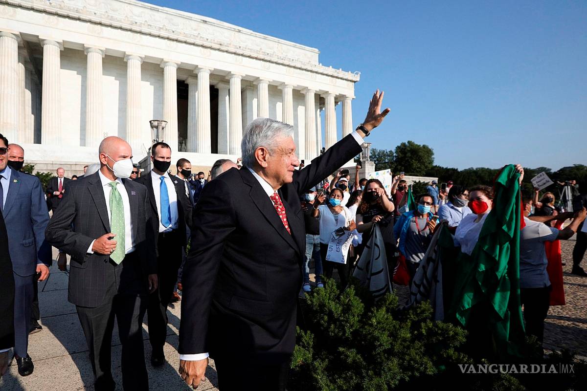 No faltaron seguidores ni detractores de AMLO