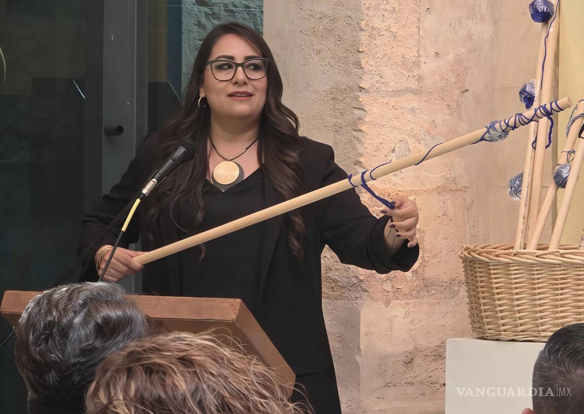 $!Integrantes del colectivo Grafiti Tejido explicaron los objetivos de la iniciativa internacional, que promueve el aprendizaje del crochet y la colaboración entre comunidades.