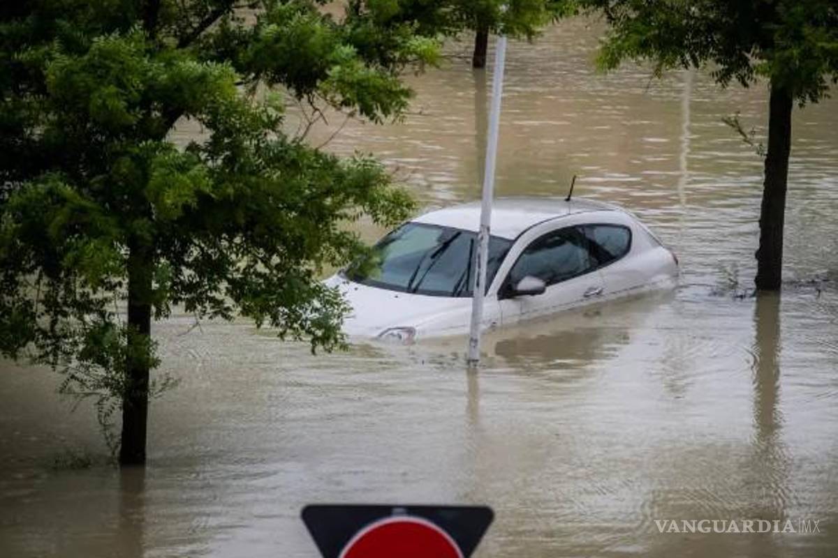 Al menos 8 muertos y miles de evacuados por las inundaciones que azotan el norte de Italia