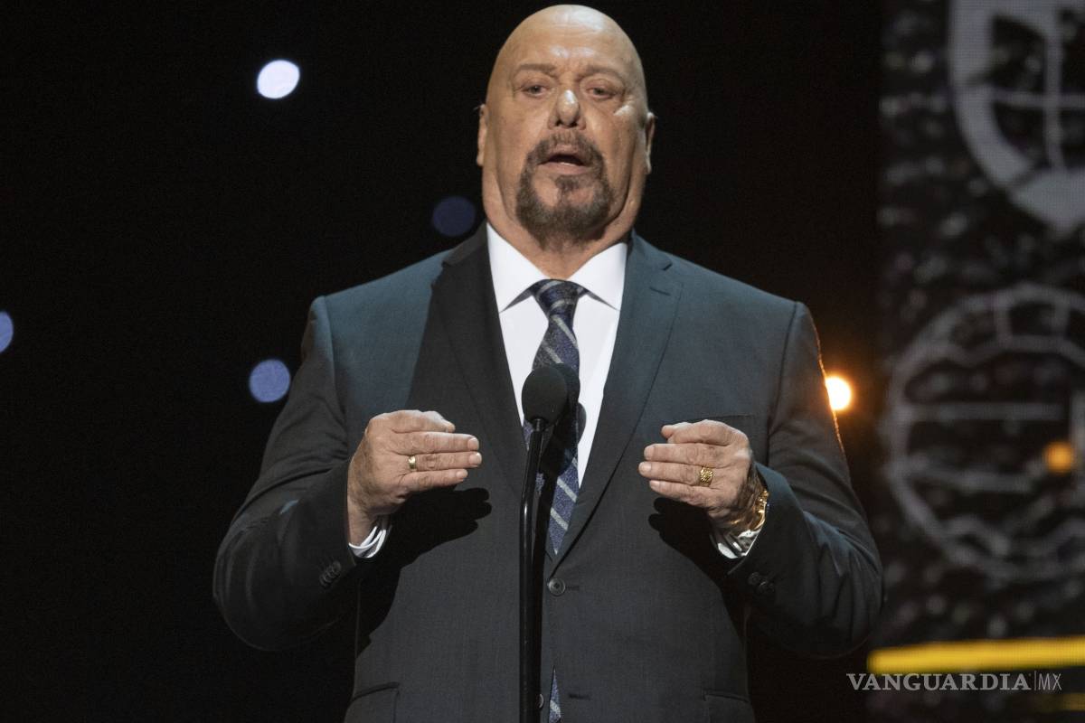 ¡Zambombazo! El 'Perro' Bermudez presume que se puso la vacuna contra el Covid-19