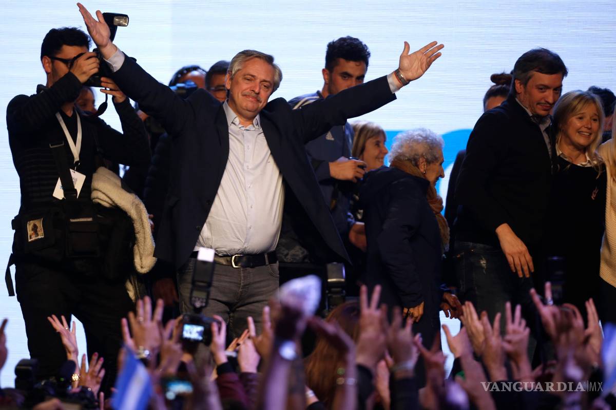 Exige Macri a Fernández dar señales positivas a mercados