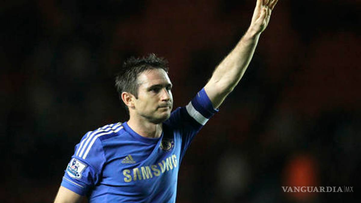 Frank Lampard anunció su retiro de las canchas