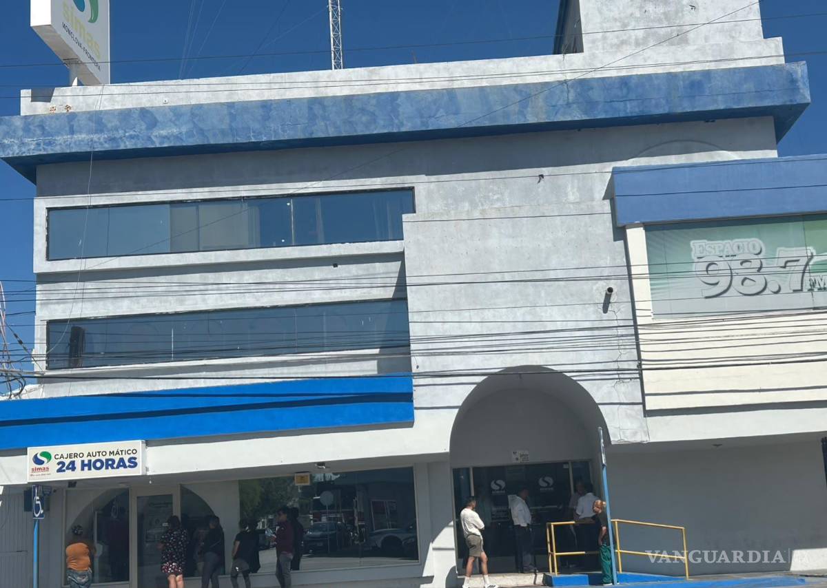 $!Vecinos afirman que Simas conoce la problemática por la contaminación de aguas negras, sin embargo, nada ha hecho por solucionarlo.