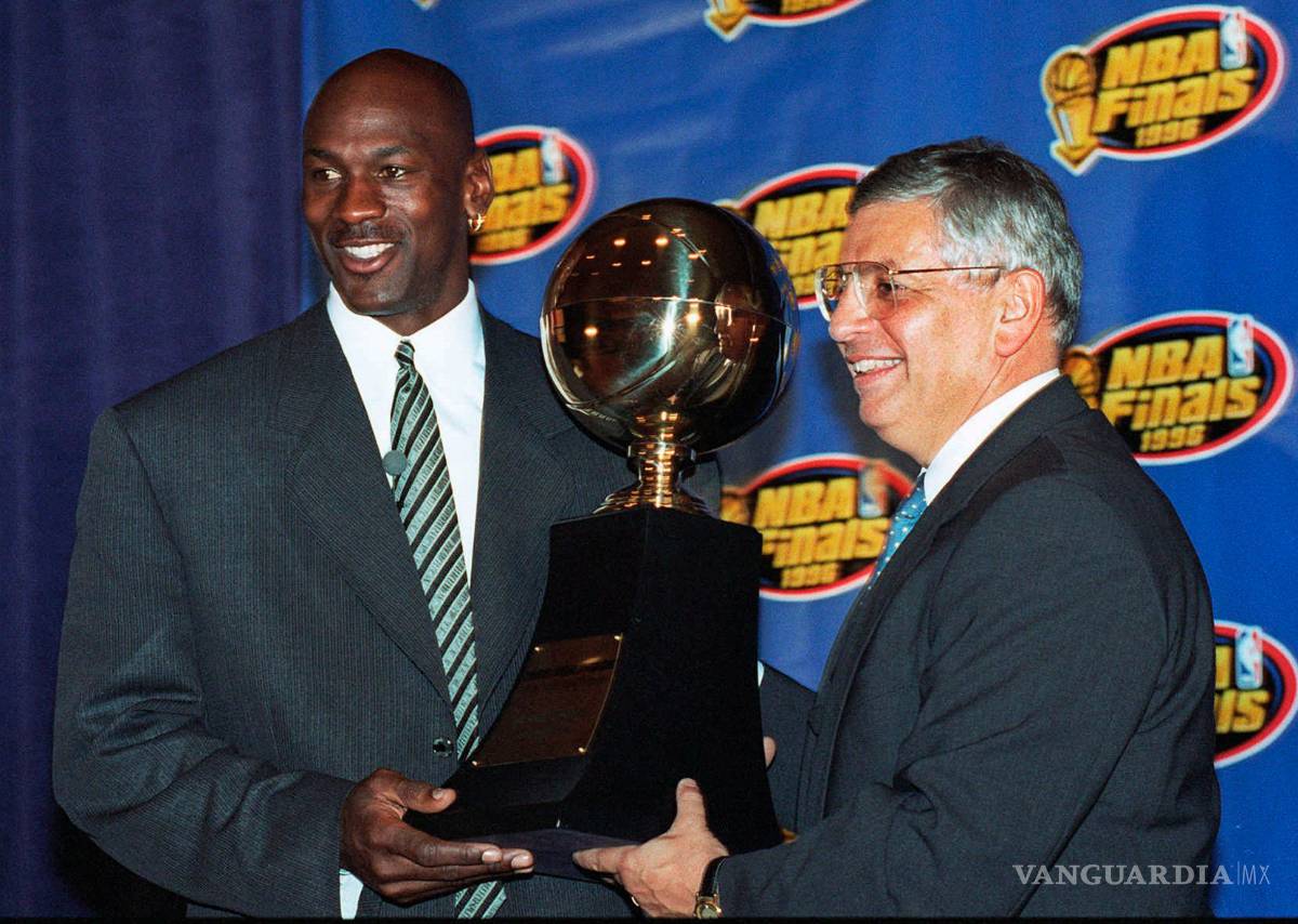 $!David Stern, quien transformó a la NBA, fallece a los 77 años