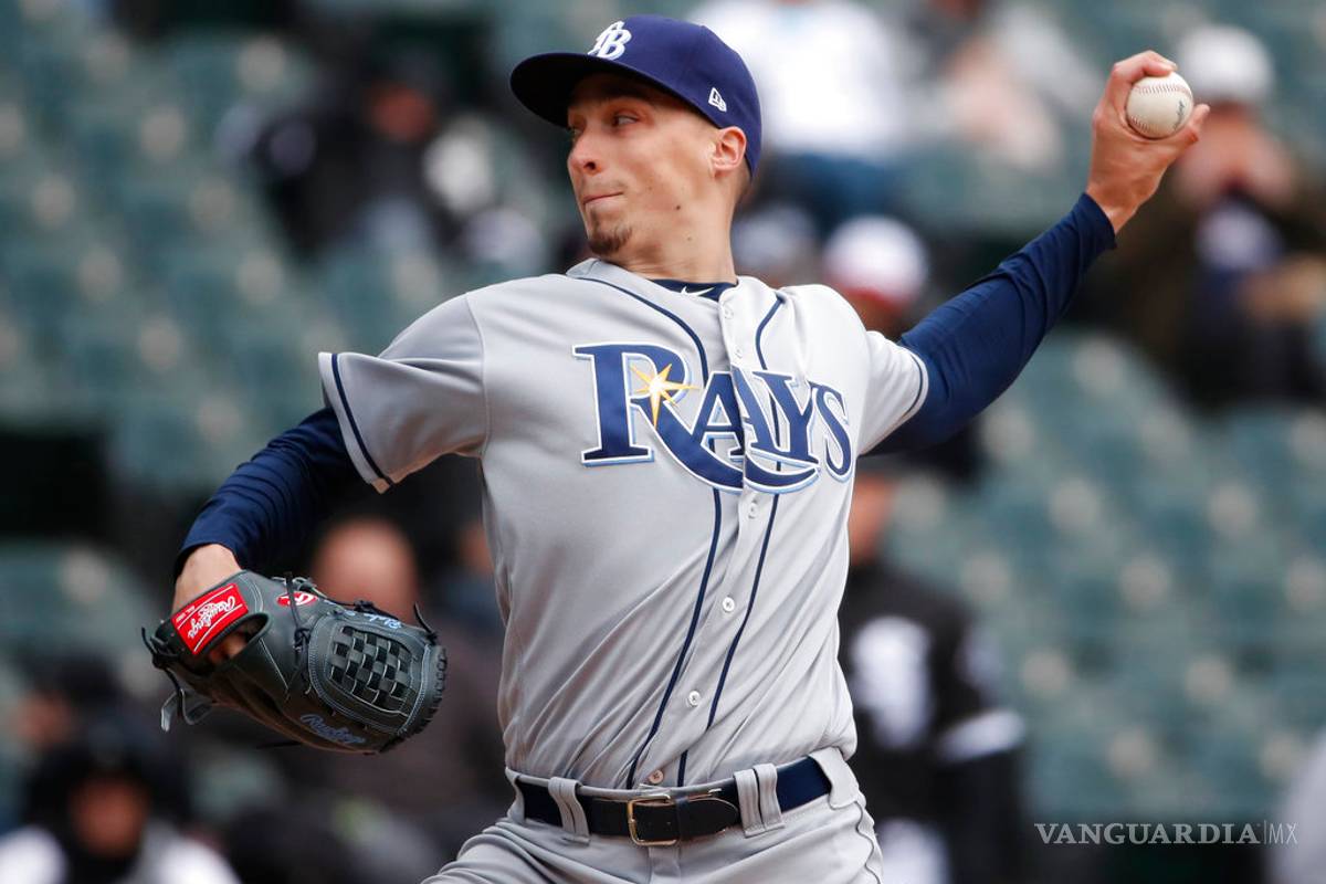 Blake Snell se da vuelo ponchando rivales y recibe respaldo ofensivo para que los Rays le ganaran a Medias Blancas