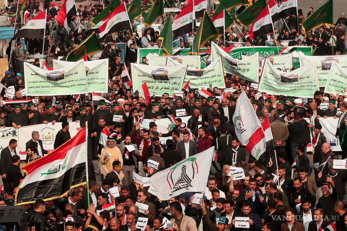 Balean a manifestantes en Irak; mueren 15